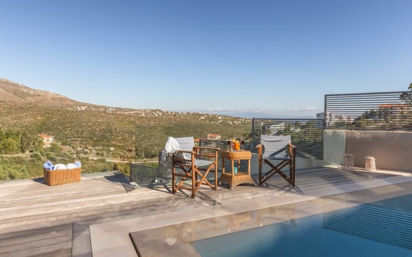 830m²Luxury Villa with a pool close to the Airport