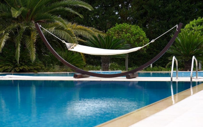 490m² villa in Pikermi, close to the Airport