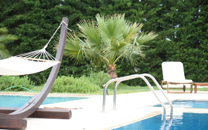 490m² villa in Pikermi, close to the Airport