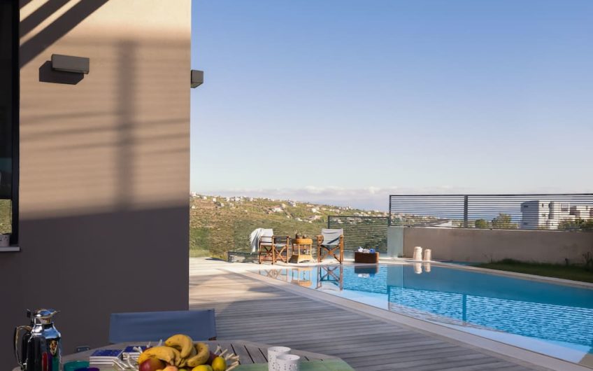 830m²Luxury Villa with a pool close to the Airport