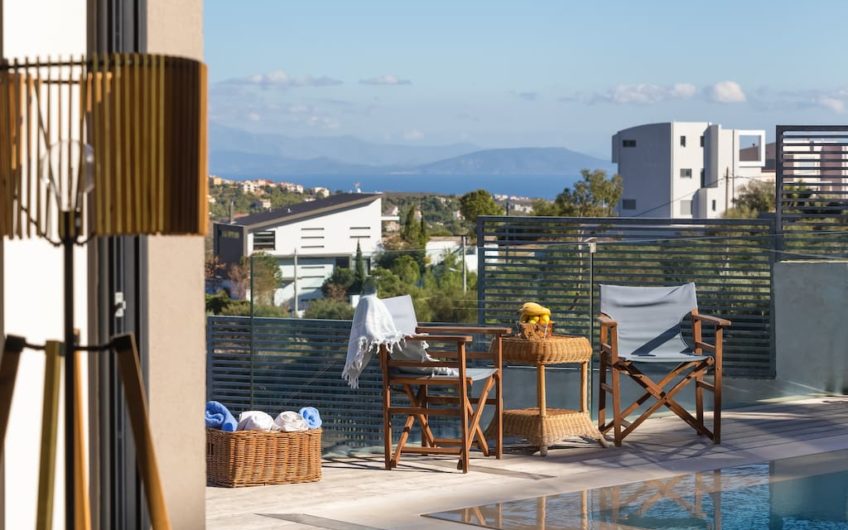 830m²Luxury Villa with a pool close to the Airport