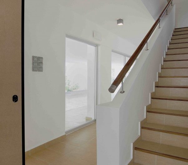 106 sqm apartment with 28 sqm playroom