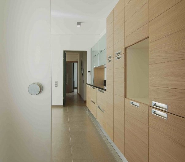 106 sqm apartment with 28 sqm playroom