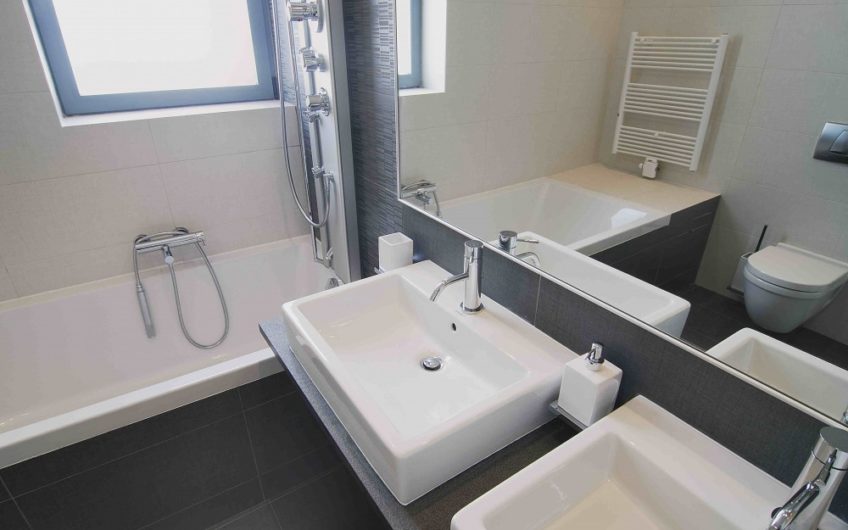 106 sqm apartment with 28 sqm playroom