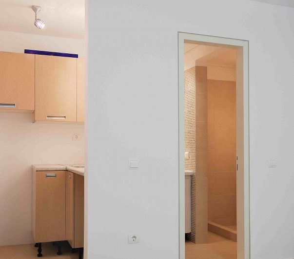 106 sqm apartment with 28 sqm playroom