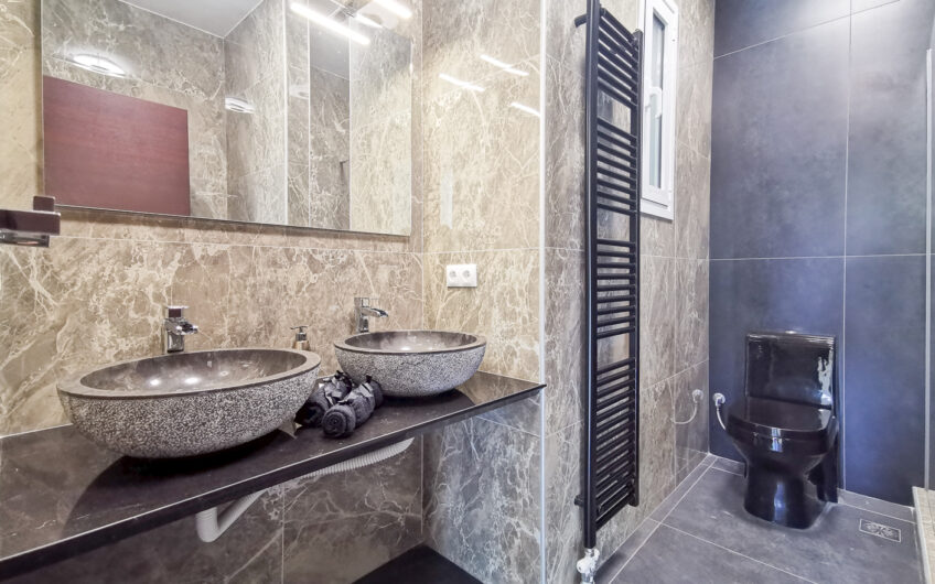 Luxury Apartment For Sale At Mets