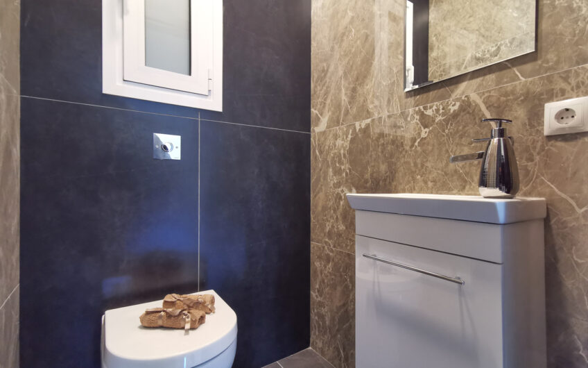 Luxury Apartment For Sale At Mets