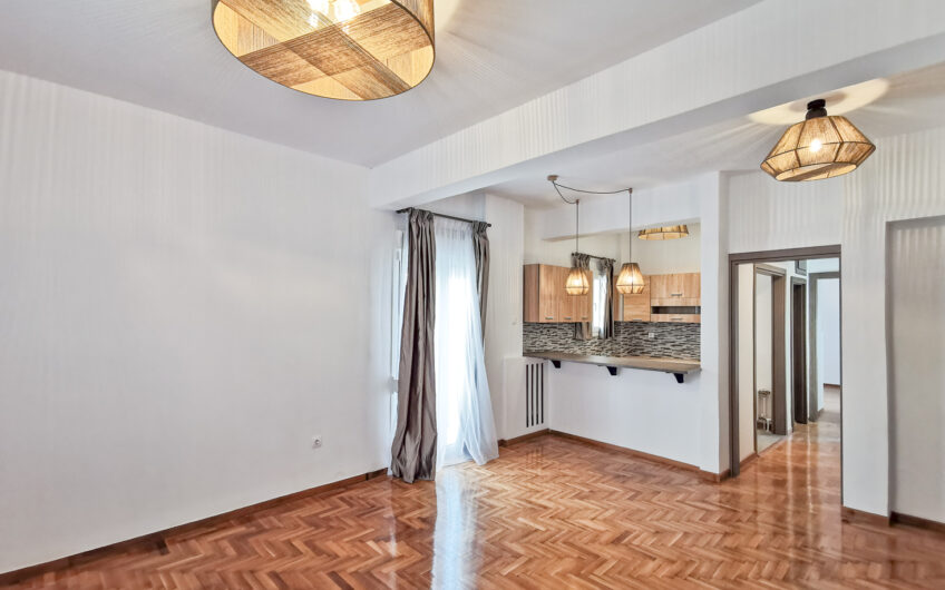 Apartment For Sale At Akropolis Historic Center
