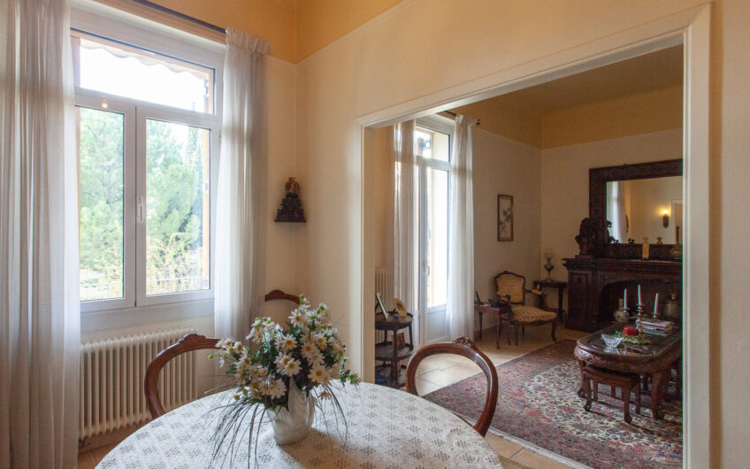 Luxury Apartment At Kolonaki Area, Center of Athens
