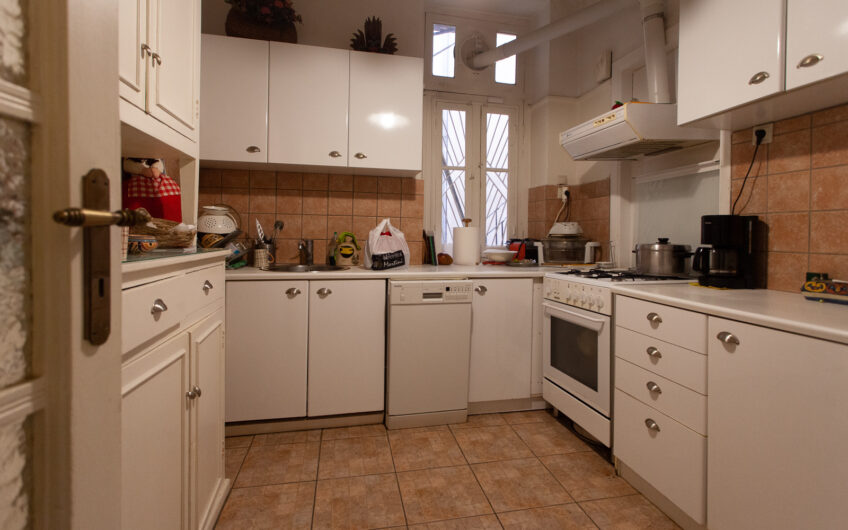 Luxury Apartment At Kolonaki Area, Center of Athens